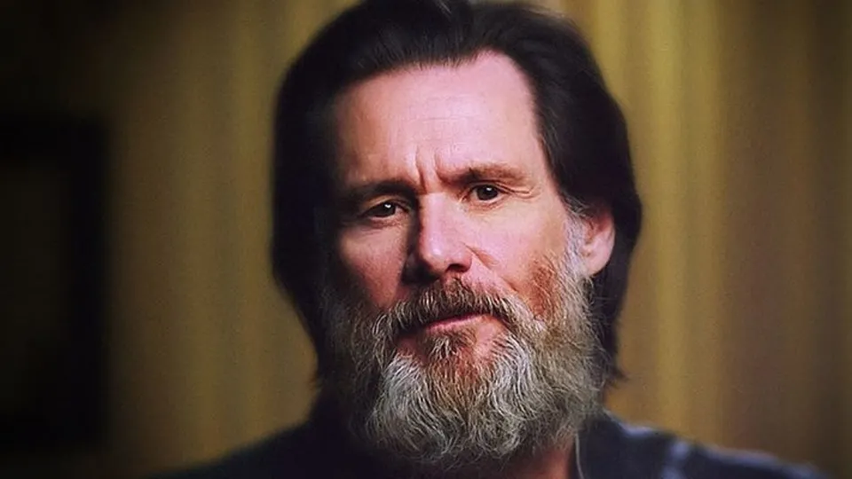 Jim Carrey’den ABD’ye eleştiri: Bizim suçumuz, bizim füzemiz!
