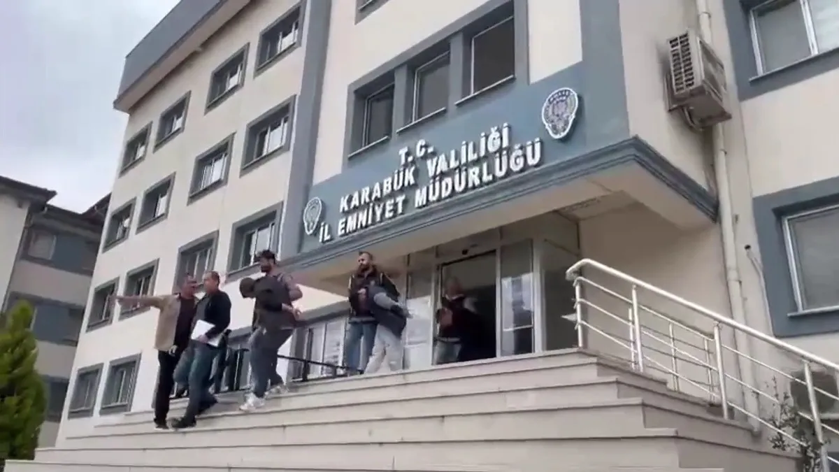 Hırsızlık şüphelisi 3 kişi tutuklandı