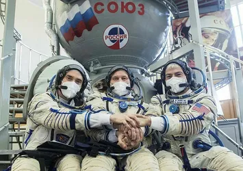 NASA astronotu ve kozmonotların ISS'e yolculuğu başladı