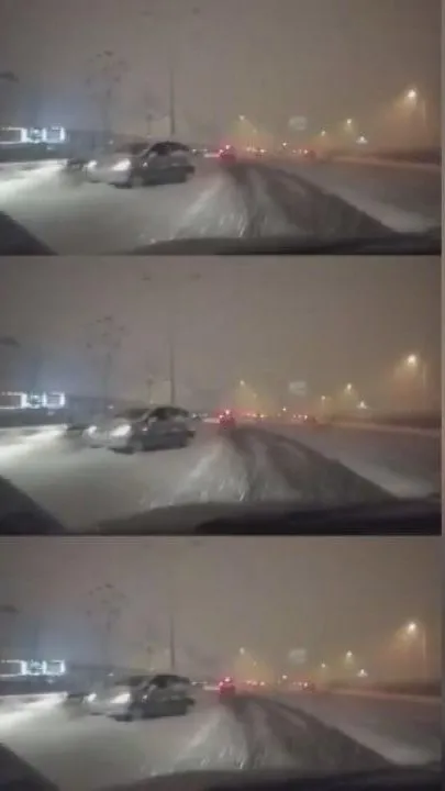 CHP’li İBB kar yağışında da sınıfta kaldı! Tuz yok buz var...