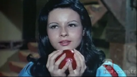 Yeşilçam'ın 'Ayşecik'i yıllara meydan okuyor! Zeynep Değirmencioğlu'nu bir de şimdi görün 4