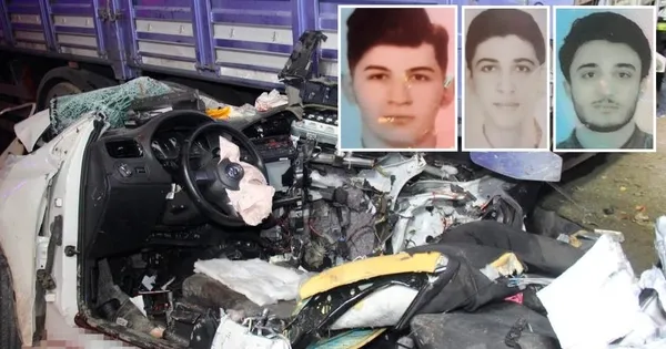 İzmit'te 3 gencin acı ölüm! Otomobilleri kamyonun altına girdi - 5