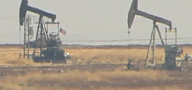 Suriye’deki petrol kuyularının çevresinde ABD devriyesi görüntülendi