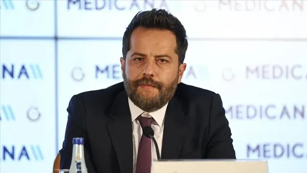 erdeni-timurdan-bomba-aciklamalar-herkesin-her-seyine-bakilsin-ilk-imzayi-ben-verecegim-1711463150976.jpeg Erden Timur'dan bomba açıklamalar: Herkesin her şeyine bakılsın ilk imzayı ben vereceğim - 1