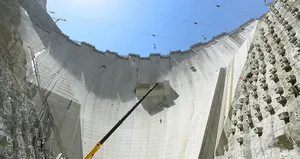 Son 50 metre! Eyfel Kulesi’nden 25 metre kısa