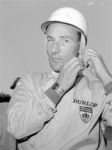 Son dakika: Eski Formula 1 pilotu Stirling Moss, yaşamını yitirdi