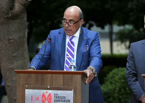 Muhtar Kent kimdir, kaç yaşında? Muhtar Kent ne iş yapıyor, serveti ne kadar?