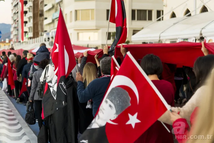 Türk bayrağı ve Atatürk fotoğrafları! 19 Mayıs Atatürk'ü Anma, Gençlik ve Spor Bayramı resimleri 17