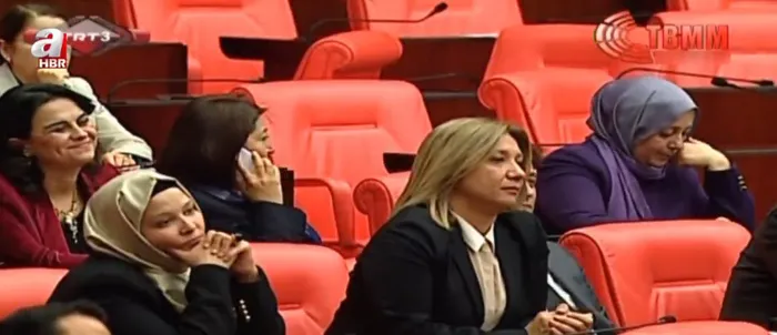 Kamuda başörtüsü özgürlüğünün 8. yılı! TBMM’ye başörtüyle giren vekiller A Haber’de - 1