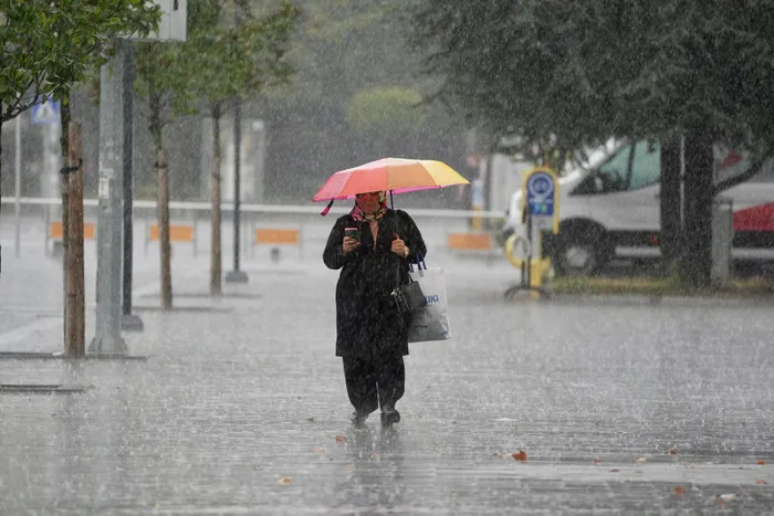 1722317519940.jpg İstanbul güne sağanakla başladı! Yağışlar devam edecek mi? Meteoroloji peş peşe uyardı - 7