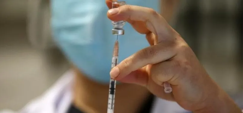 Son dakika: Başkan Erdoğan'dan sonra Devlet Bahçeli ve Meral Akşener de koronavirüs aşısı oldu! Kılıçdaroğlu da sırada