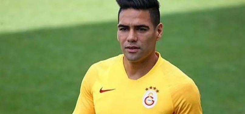 Galatasaray'da Falcao sahaya çıktı!