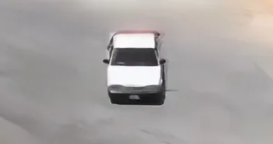 Trafiği kapatıp drift atan sürücülere 52 bin lira ceza