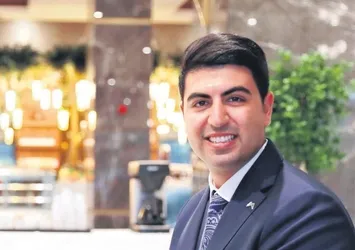 CHP'li Mersin Büyükşehir Belediyesi'nde skandal! O ihalenin faturası Vahap Seçer'in Özel Kalem Müdürü Doğukan Uyan'a kesildi