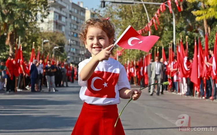 29 Ekim Cumhuriyet Bayramı Mesajları: Cumhuriyet’in 100. Yılına özel en anlamlı, resimli, duygusal, yeni, kısa-uzun, güzel resimli mesajlar… 3