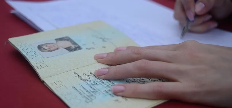 Almanya G20 öncesi Schengen'i askıya aldı