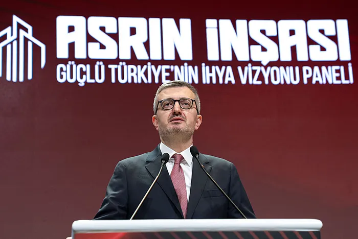 Bakan Kurum'dan Özgür Özel'e ders niteliğinde yanıt: Deprem konutları faizsiz - 1