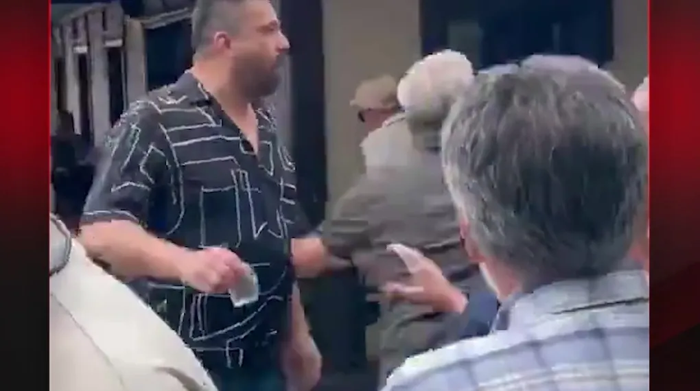 VATANDAŞI TEKMELEDİ
