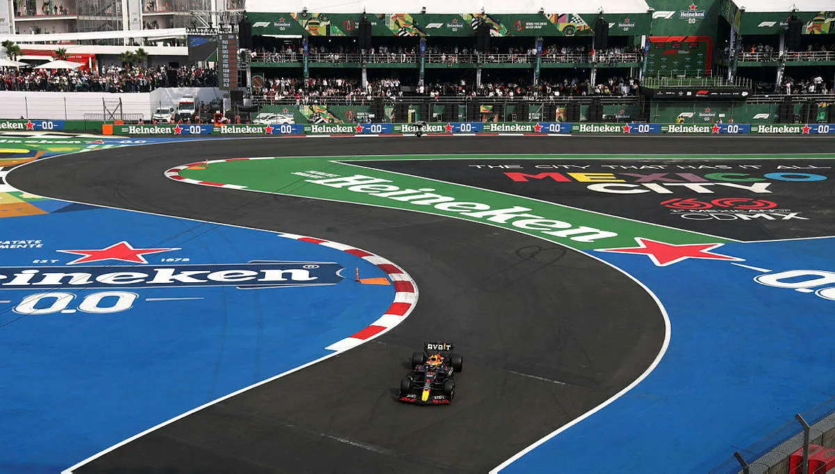 F1 Meksika Grand Prix'sinde pole pozisyonu Max Verstappen'in