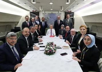 Başkan Erdoğan'dan Macaristan dönüşü flaş açıklamalar: Yeni Anayasa, erken seçim, terörsüz Türkiye süreci