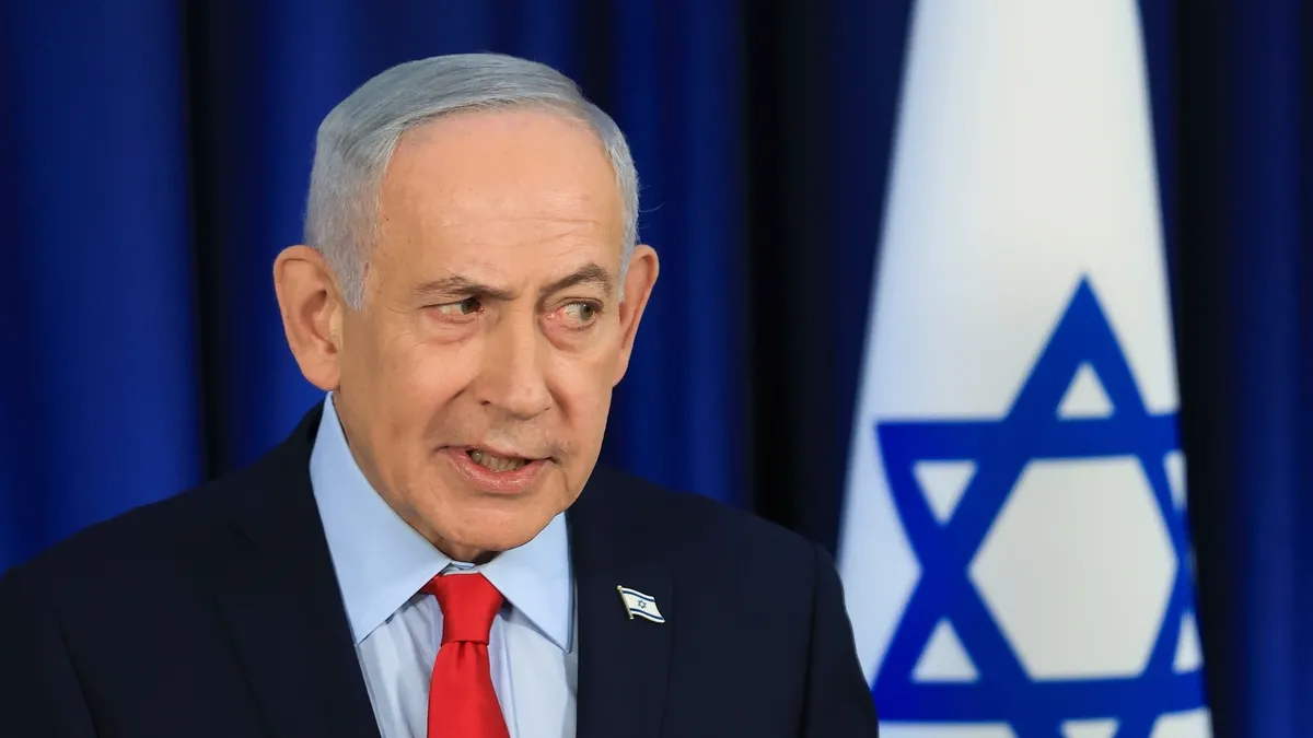 Netanyahu'nun Gizli BAE Ziyareti İddiası İsrail'i Karıştırdı: 'Körfez'i Ateşe Atıyor'