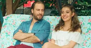 ’Rengarenk’ dizisinde flaş ayrılık