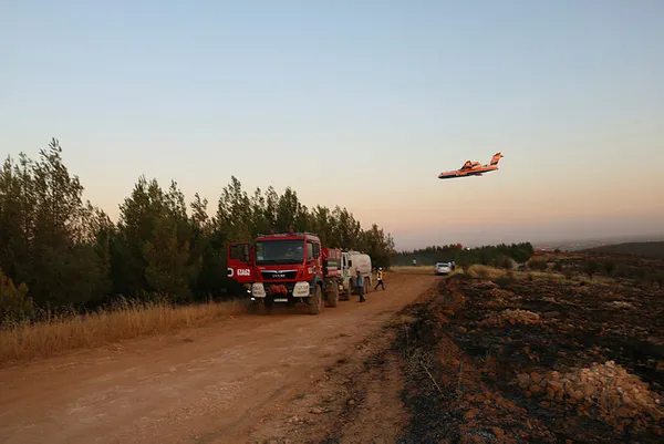 Bakan Bekir Pakdemirli: Orman yangınlarıyla mücadelede ’Yangın-Cell Haberleşme Sistemi’ kurduk