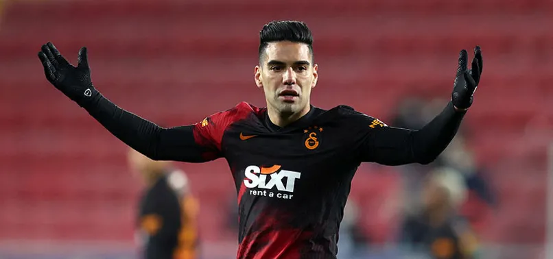 Sakatlık sonrası gollerle dönen Falcao'ya 3 kulüp talip oldu