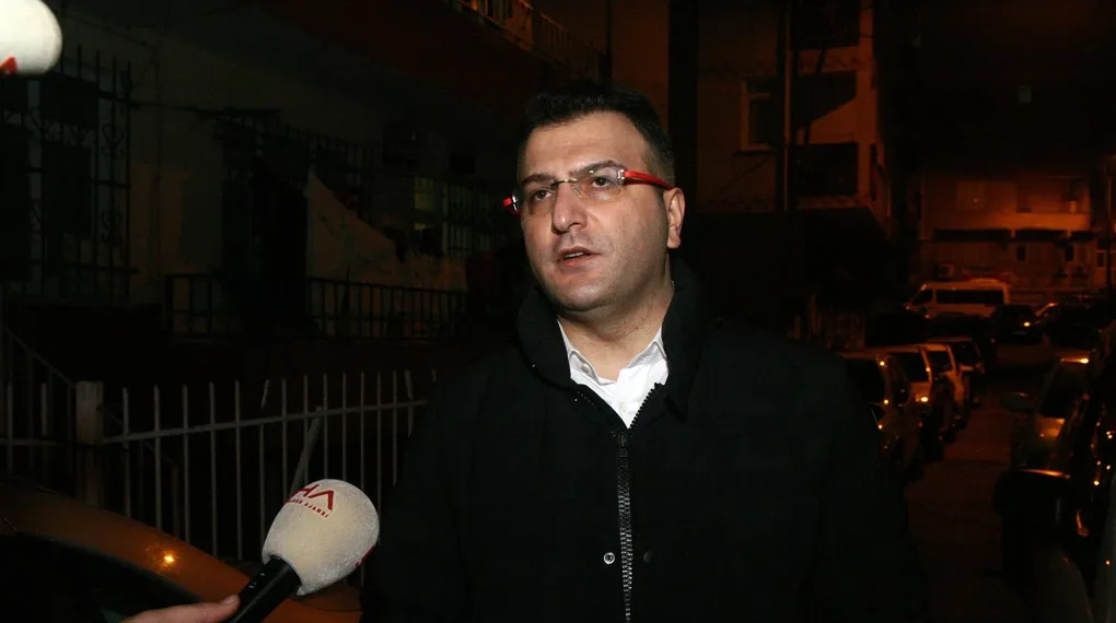 Gazeteci Cem Küçük tutuklandı