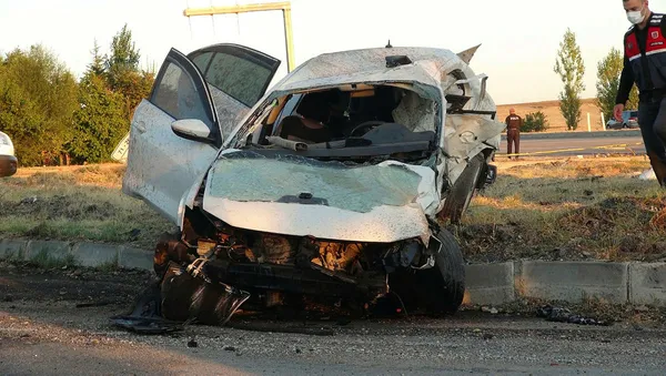 1631225327418.jpg Kırıkkale'deki kazada can pazarı! Hayatını kaybedenlerin sayısı 6'ya yükseldi - 1