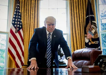 Trump 854 milyar dolarlık bütçeyi onayladı