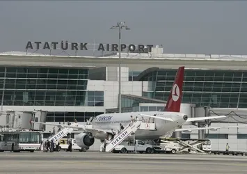 Piste giren köpek hava trafiğini aksattı!