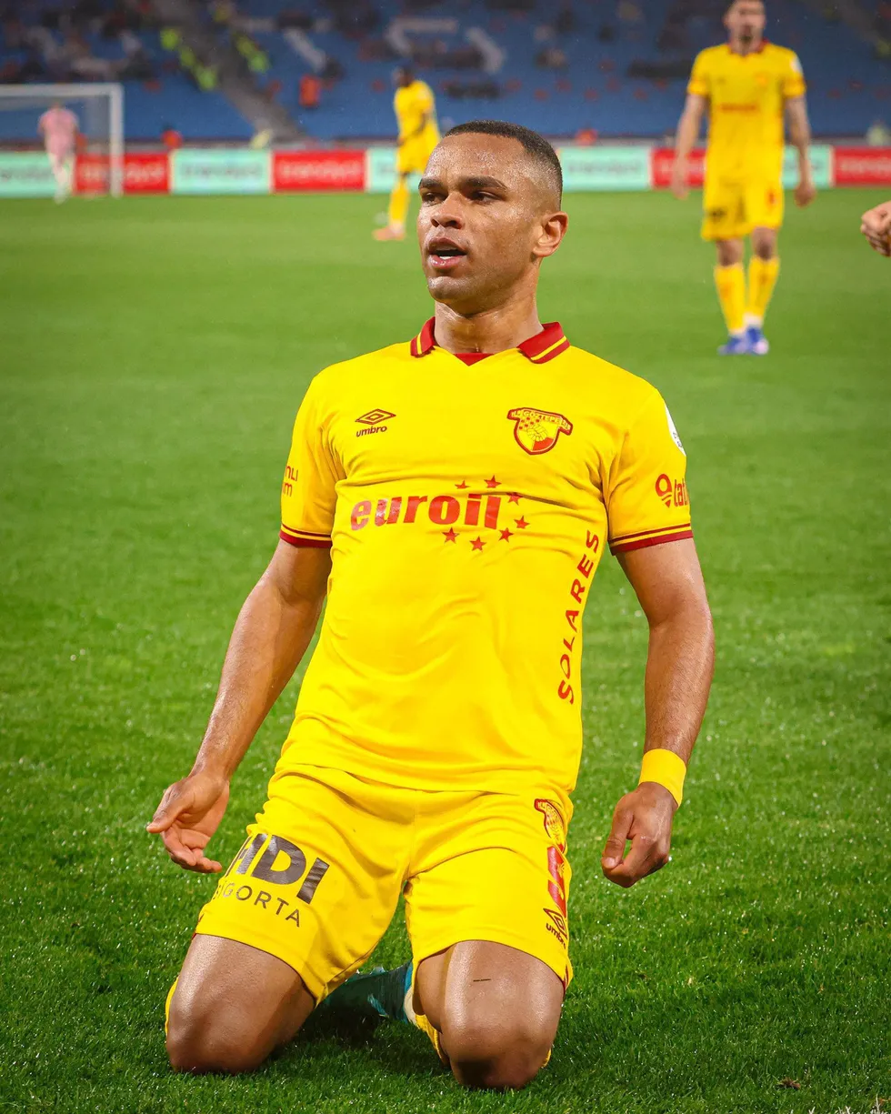 Göztepe’de 15 milyon euroluk ayrılık! Juan Silva CSKA Moskova’ya gidiyor: Sarı-kırmızılılara rekor transfer geliri - 4