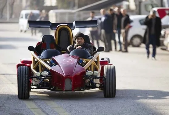 hayali-olan-yaris-otomobilini-35-bin-lir...jpg&mw=730
