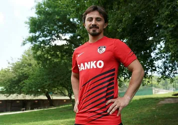 Recep Niyaz'ı yıkan haber! Anne karnındaki bebeği hayatını kaybetti