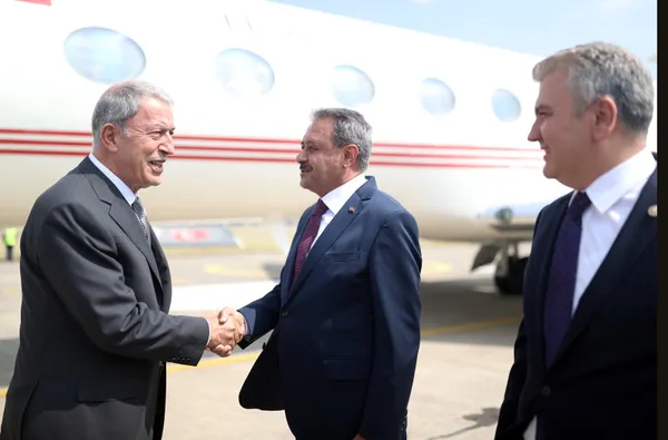 Milli Savunma Bakanı Hulusi Akar'dan, 9. Ana Jet Üs Komutanlığına ziyaret - 2