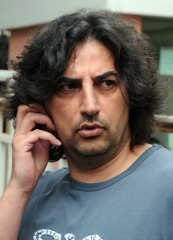1617533614207.jpg Ünlü şarkıcı Çelik koronavirüse yakalandı! - 4