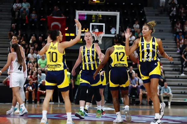 Fenerbahçe Alagöz Holding Avrupa Süper Kupa şampiyonu oldu!