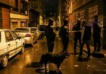 İstanbul Fatih'te silahlı saldırı! Yaralılar var