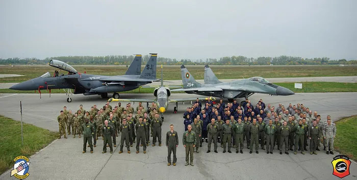 ABD'nin F-15 savaş uçakları Bulgaristan'da! "Castle Forge-2021" tatbikatı başlıyor - 1