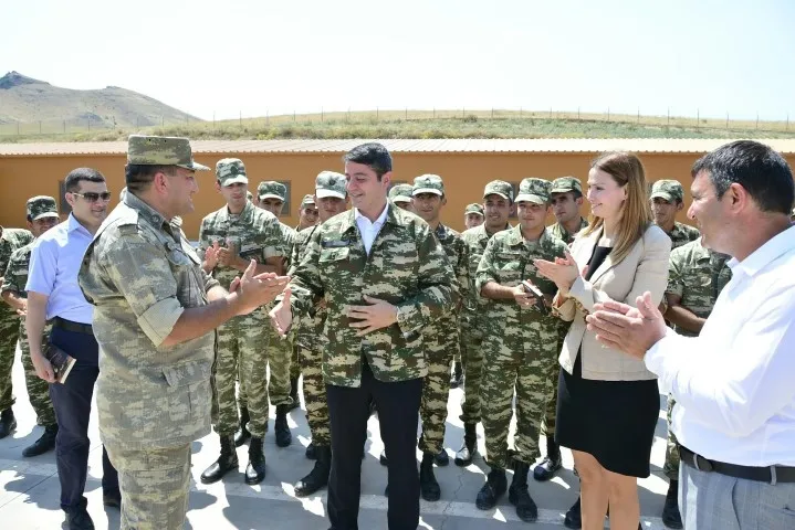 Azerbaycan-Ermenistan cephe hattında kardeşlik rüzgarları - 1