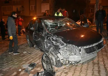 İzmir'de zincirleme trafik kazası