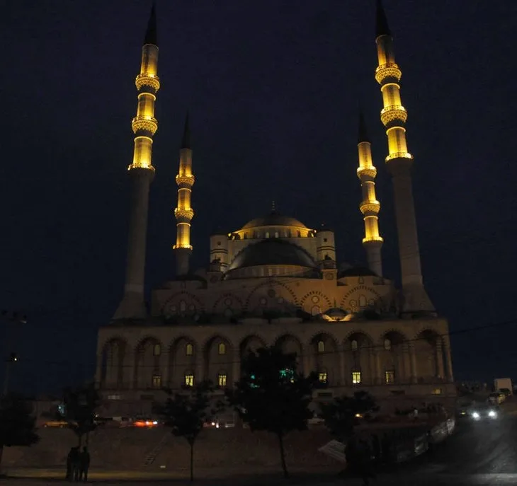 Türkiye’nin 3. büyük camiisi
