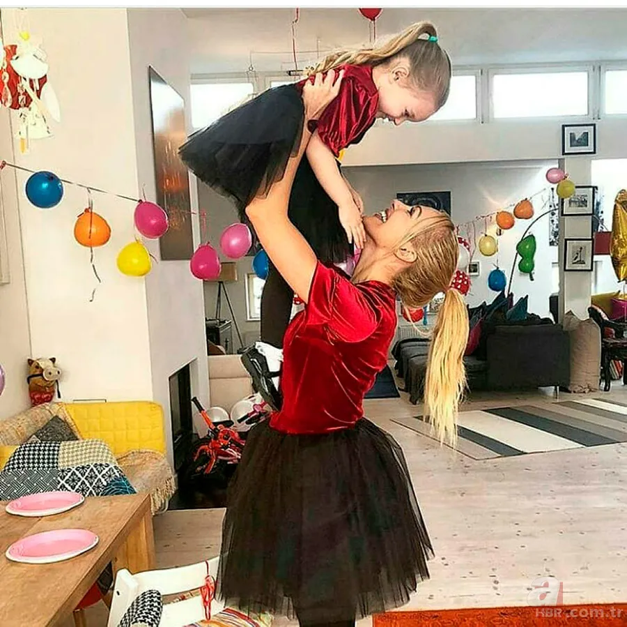 Arka Sokaklar dizisinin Hüsnü Çoban'ı Özgür Ozan çocuklarıyla hayrete düşürdü 25