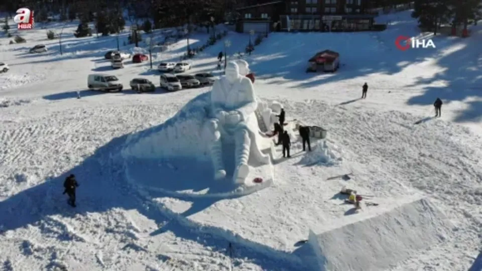 Sarıkamış’ta kardan heykeller