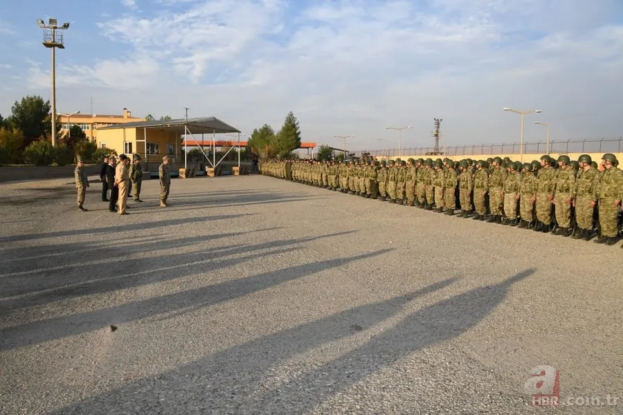 Genelkurmay Başkanı Orgeneral Akar sınır birliklerini denetledi 25