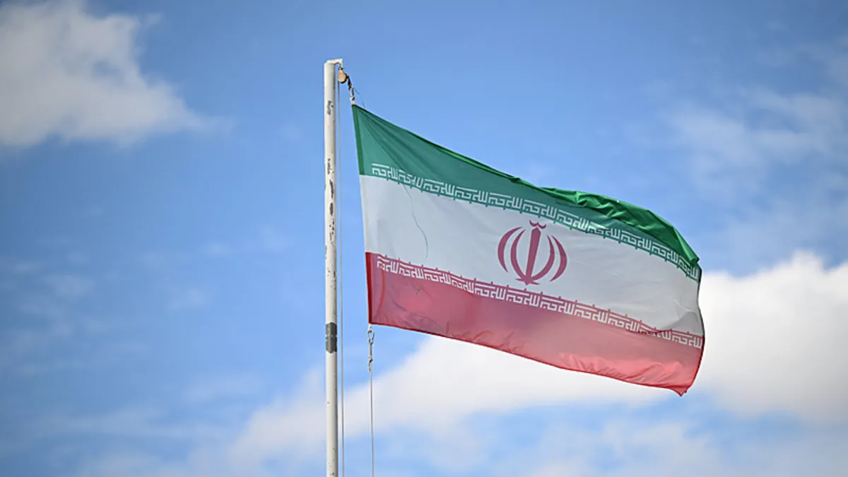 İran’da nükleer denetim krizi: Meclis yasasına karşı konsey izin verdi