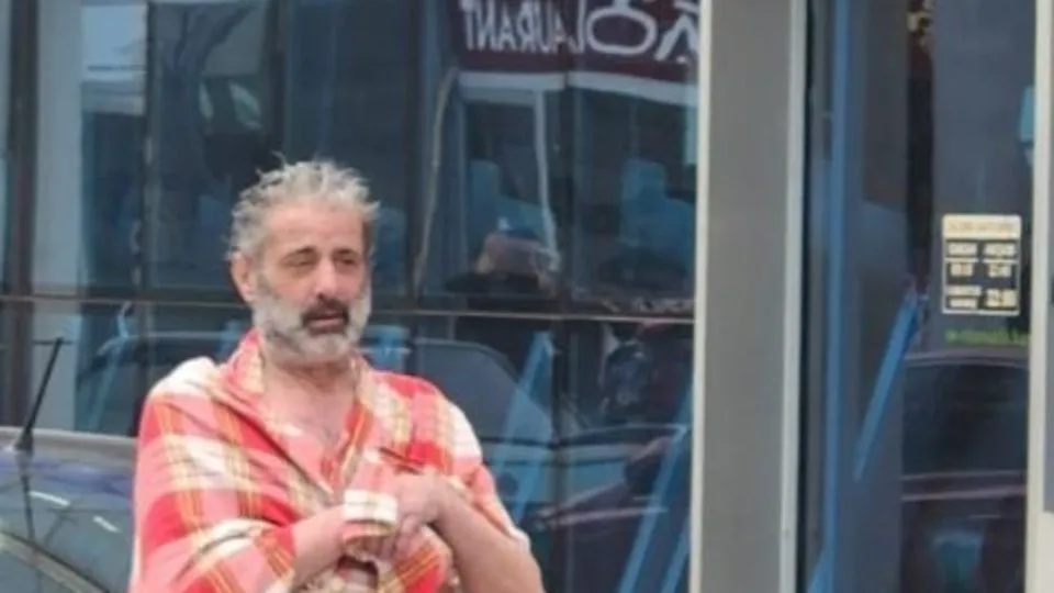 Depreme hamamda yakalandı sokağa peştamalla çıktı