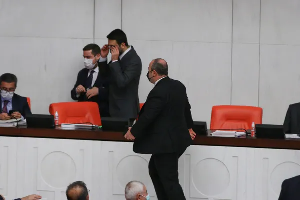 Sanayi ve Teknoloji Bakanı Mustafa Varank’ın mutlu günü! Güzel haberi TBMM bütçe görüşmelerinde aldı