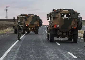 Yüksekova'da patlama: 2 asker yaralı
